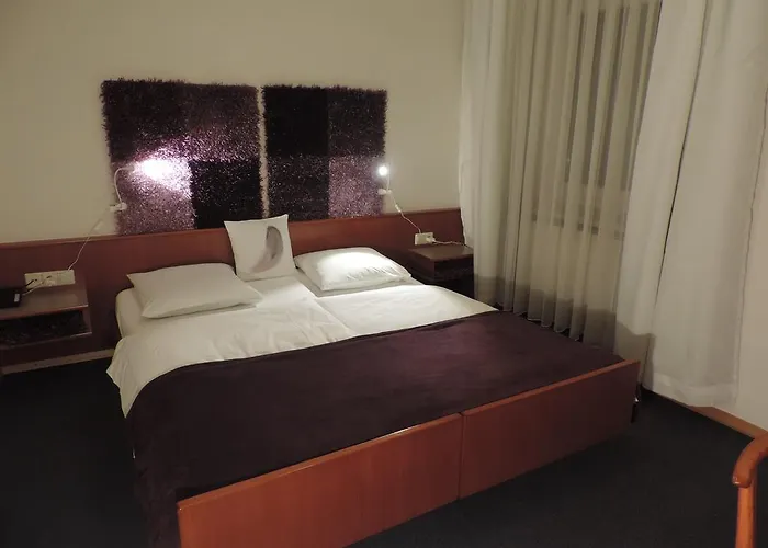 Hotel Le Petit Poete