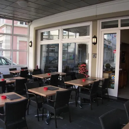 Le Petit Poete 2* Echternach