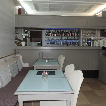 르 프티 포에티