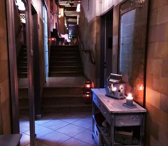 Le Petit Poete Hotel